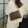Bolsa de Hombro Única 2026, Gran Capacidad, Elegante y Lujosa, con Monograma, Bolso Cruzado Versátil, en Stock, Listo para Enviar, Bolso Cruzado con Monograma