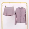 Conjunto Lulu Jaqueta com Capuz Estampada Saia Plissada Três Vezes Terno Fitness Esportivo Falso Duas Peças Saia de Tênis Elástica Todas as Estações do Ano