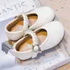 Otoño 2026 Nuevos Zapatos Pequeños para Niños Niñas Niños Pequeños Zapatos de Princesa con Pedrería 1-3 Años Niñas Pequeñas Punta Redonda Zapatos de Cuero para Bebé