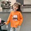 Camiseta infantil de algodão puro de manga longa, estilosa camiseta base de bebê com desenho estilo ins, novo top de outono 2026 para meninas, primavera e outono