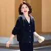 Conjunto Casual de Otoño para Mamá para Mujer 2026 Moda de Otoño Ropa Popular Este Año Conjunto de Chaqueta de Moda para Mujeres de Mediana Edad