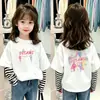 Camiseta de manga comprida para meninas, estilosa e moderna, algodão puro, top para o início do outono, casual estilo coreano, falsa peça dupla, camiseta infantil de desenho animado