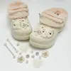 Zuecos forrados de algodón con accesorios decorativos, dijes para zapatos de planeta KT de diamante rosa, alta gama para DIY, ligeros y lujosos adornos de diamante en forma de corazón, y bonitas flores para zapatos para niñas