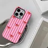 Funda de Teléfono Estilo Coreano Lazo de Raya Suave Manzana 18 Pro Max Modelo Nuevo 15/16 Agujero de Precisión Funda Protectora de Cobertura Total