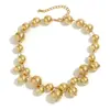 Europa y Estados Unidos joyería transfronteriza cuentas grandes exageradas collar corto para mujer gargantilla temperamento punk collar de perlas de imitación