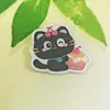 Broche de acrílico de gatinho Luo Xiaohei transfronteiriço, pingente de mochila fofo de gato preto, broche pequeno