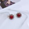 Pendientes vintage con diamantes de imitación para mujer, de plata s925, con forma de aguja, de estilo europeo y americano, de alta calidad, con clip para las orejas, estilo frío y sin perforaciones.