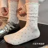 Calcetines de media pantorrilla para mujer, calcetines dulces y lindos con volantes estilo coreano para otoño e invierno, calcetines de encaje de lunares, calcetines largos versátiles estilo preppy