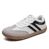 Zapatos de Punta Ancha Estilo Nuevo para Parejas, Zapatos de Entrenamiento Casual Planos para Hombre, Tenis Ligeros con Cordones Estilo Retro, Venta Directa del Fabricante