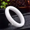 Un brazalete de jade Hanbai para mercancías brazalete jade blanco grasa de oveja brazalete de barra plana de jade suministro al por mayor transmisión en vivo