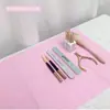 Tapete Desechable para Mesa de Uñas Arte de Uñas Uso en Salón de Uñas Japonés Impermeable Resistente a Manchas Absorbente por Ambos Lados Almohadilla de Limpieza Almohadilla de Apoyo para la Mano Mantel