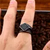 Joyería retro europea y americana al por mayor de acero inoxidable para hombre y mujer marca de moda simple anillo de diamantes pulsera popular de moda Nuevo