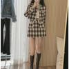Vestido de Alta Moda Socialité Francés Fragante Cuadros Marrones Lana Dos Piezas Mujeres Otoño e Invierno Reducción de Edad