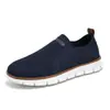 Zapatos para hombre de talla extragrande transfronterizos tendencia de moda tejido volador slip-on zapatos perezosos de un paso zapatos casuales deportivos hombres