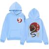 Sudadera con capucha estampada con diseño de marca de moda y elemento japonés es simple y versátil
