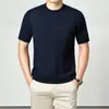 Camiseta de Punto Fina de Lujo Ligero para Hombre, Manga Corta para Primavera y Otoño, Moda y Tendencia, Sencilla Camisa Base de Lana con Cuello Semi Alto