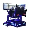 Un juego completo de equipo de simulador de carreras de tres pantallas, consola de videojuegos con detección de movimiento para conducir, sala de experiencias de RV, entretenimiento a gran escala.