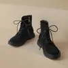 Nuevas botas Martin con cordones 2023 Botas de mujer estilo británico esmeriladas tacón medio botas cortas casuales 40-43 botas de comercio exterior