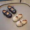 Zapatos Negros de Cuero para Niños 2026 Primavera y Otoño Nuevo Estilo Coreano Moño Zapatos de Princesa para Niñas Mocasines de Suela Suave Modernos