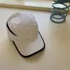 Gorra de béisbol de malla lisa de secado rápido con ribete bicolor para hombre y mujer, gorra simple versátil transpirable para el verano para proteger del sol