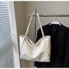 Bolsa de Grande Capacidade para Mulheres Nova Moda Primavera 2026 Simples Bolsa de Ombro Versátil Textura Classe Bolsa Tote para o Trabalho