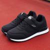 Sapatos de caminhada Quanzhou outono e inverno 2023 leves quentes sapatos para mãe casuais esportivos sola macia sapatos de caminhada sapatos de corrida masculinos