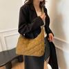Bolsa de Ombro Nova Outono 2025 Feminina Plissada Nuvem Casual Estilosa Grande Capacidade Bolsa de Algodão Bolsa Transversal Roupas de Trabalho