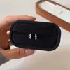 Pendientes de Plata de Ley S925 Chapados en Oro de 18K con Forma de Cruz Doble Diamante Minimalistas en Forma de X Diarios Mini Pendientes de Lazo Sencillo para Mujer