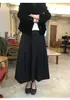 Orelhas 2/28 20:00 Vestido Preto Básico ~ Saia Midi Floral de Algodão de Alta Densidade com Pregas Irregulares em Linha A