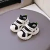 Sandalias Deportivas Cerradas para Niños 2026 Estilo Verano Bebé Suela Suave Transpirables Nuevos Zapatos para Niñas Zapatos de Playa para Niños Modernos