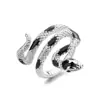 Accesorios de mano de venta cruzada europea y americana, anillo con diseño de serpiente de nicho para mujer, anillo irregular para el dedo índice, anillo moderno y genial