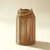 Linterna de imitación de ratán hecha a medida, linterna de vela tejida a mano, portavelas decorativo para patio de casa de huéspedes, decoración de ambiente para fiestas