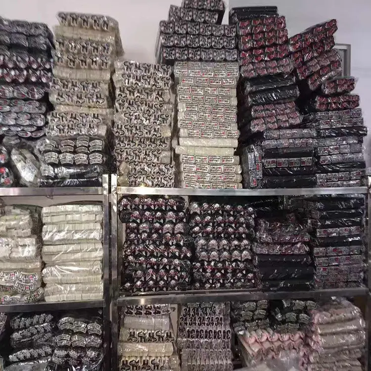 639962105805036773