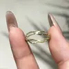 Anillo Trenzado Minimalista para Mujer con Diseño Único, Anillo Abierto Ajustable, Nuevo Modelo 2026 al por Mayor