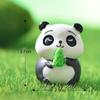 Nueva serie de Pandas Rojos micro paisajismo jardinería DIY accesorios de paisajismo travieso lindo comiendo bambú adornos pequeños de Panda