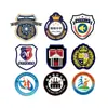 Fornecimento direto da fábrica de emblemas de tecido bordados, emblemas macios de uniforme com borda travada, emblemas de logotipo, patches de Velcro, emblemas bordados para escola e jardim, patches de tecido