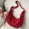 Bolso Cruzado Transfronterizo de Nuevo Estilo con Lazo y Pequeño Diseño Floral con Pliegues para Estudiantes Universitarias, un Bolso de Hombro de Gama Alta