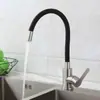 Torneira de Pia Quente e Fria de Aço Inoxidável Preto Fosco Russa de Venda Quente Transfronteiriça com Mangueira de Borracha Três Vias Plana para Pia de Cozinha