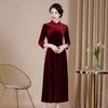 Shenzhen nobre de meia-idade e idoso vestido plus size veludo vestido de banquete Xi sogra vestir uma geração de cabelo