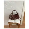Bolso de mano de lunares de alta calidad, estilo vintage, para mujer, nueva colección de otoño 2026, bolso de hombro de gamuza para ir al trabajo