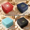 Mostrador de joyería, caja de regalo de cuero para joyería, caja cuadrada para joyería, caja para pendientes de alta gama, liga para el cabello y broche, personalizable con impresión de logotipo