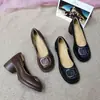 6168 Chengdu Hechas a Mano Piel Genuina Talla Especial Precio Especial Zapatos de Mujer Tacón Grueso Medio Planos Zapatos de Pico Versátiles Populares Piel de Vaca
