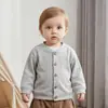 Cárdigan para bebés y niños pequeños, chaqueta infantil de manga larga para primavera y otoño, top casual unisex simple y versátil para principios de otoño