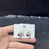 Pinzas Originales Lingshang para Orejas de Mujer Estilo Mariposa Lujo Accesible Nicho Chapado Ecológico Tienda de Accesorios Compra al por Mayor