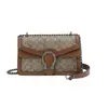 Bolsa Quadrada Pequena Transfronteiriça 2026 Novo Modelo Dionysus Estilo Europeu e Americano Corrente Estampada Bolsa Feminina Ombro Único Transversal Atacado Material PU