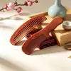 Peine de Madera Maciza Forma de Media Luna Estilo Natural para Peluquería y Masaje del Cuero Cabelludo, un Producto Artesanal Adecuado para el Uso Diario