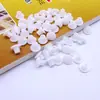 Tapones de plástico blancos para tornillos de muebles, tapas antiestéticas para armarios y gabinetes, 500 unidades.
