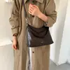 Bolsa de mano de moda transfronteriza para mujer, nuevo modelo de otoño 2026, casual, alto valor estético, vintage, elegante, versátil, para hombro y cruzado