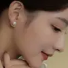 Pendientes sin perforación de perlas de agua dulce de Zhuji estilo japonés y coreano, de alta gama, simples, versátiles, clips para orejas, pendientes de botón de lujo ligero y accesorios de joyería