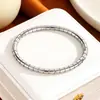 Suministro Especial Transfronterizo Acero de Titanio Abrible Pulsera de Mano Hidráulica de Alta Gama para Hombres y Mujeres 18K Sin Decoloración Joyería de Moda al por Mayor